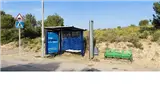 Marquesina publicitaria en la carretera de Altorreal, a la entrada de la urbanización La Alcayna de Molina de Segura